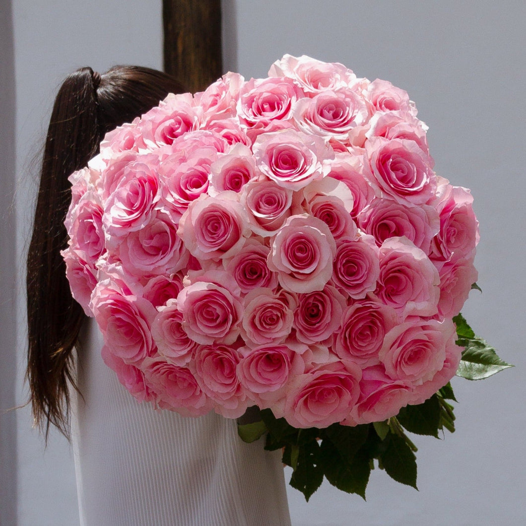 Exquisite Roses + Baby's Breath [Newsletter Exclusive]